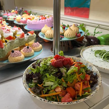 Apartmanhotel Rena 4*