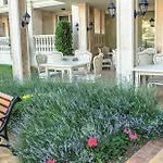 Aparthotel Rena -