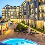 Aparthotel Rena -
